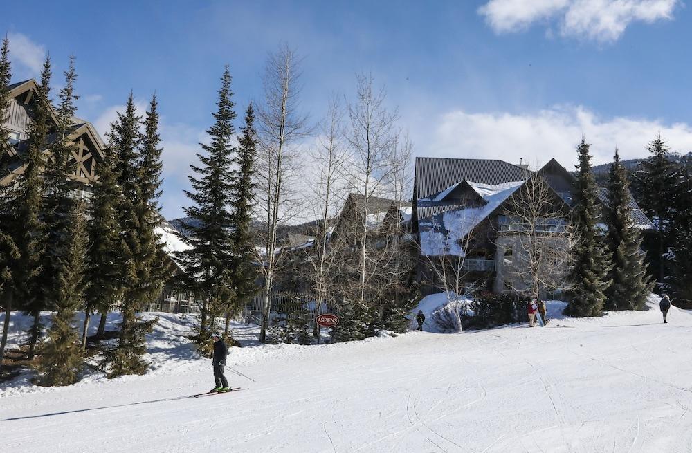 Aparthotel Aspens Blackcomb Whistler Zewnętrze zdjęcie