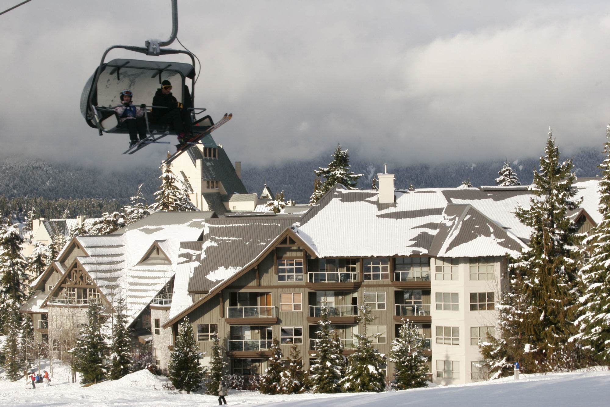 Aparthotel Aspens Blackcomb Whistler Zewnętrze zdjęcie