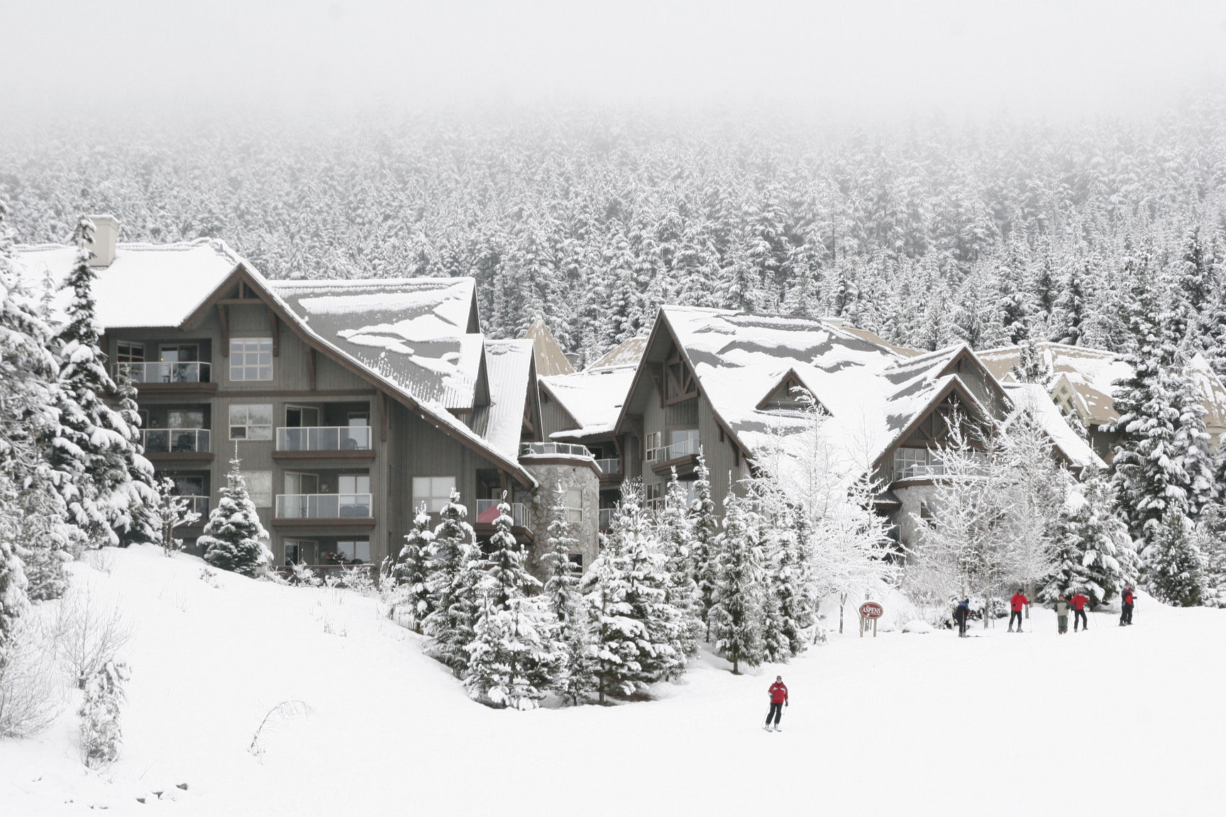 Aparthotel Aspens Blackcomb Whistler Zewnętrze zdjęcie